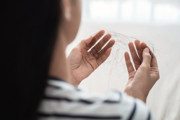 Stress Female Hair Loss: Causes, Patterns & Proven Solutions - TwoHerbs